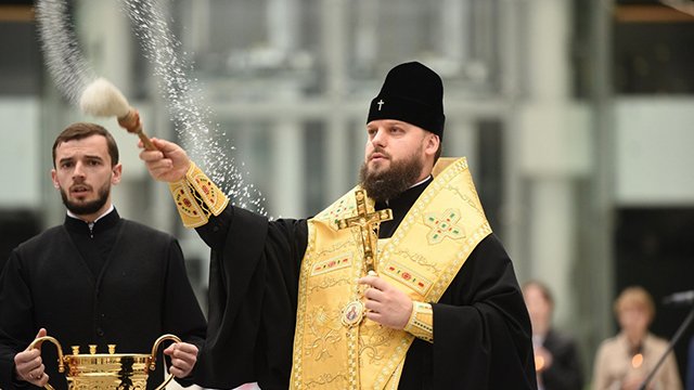 До Дня Києва відкрився найбільший торгово-розважальний центр столиці Retroville